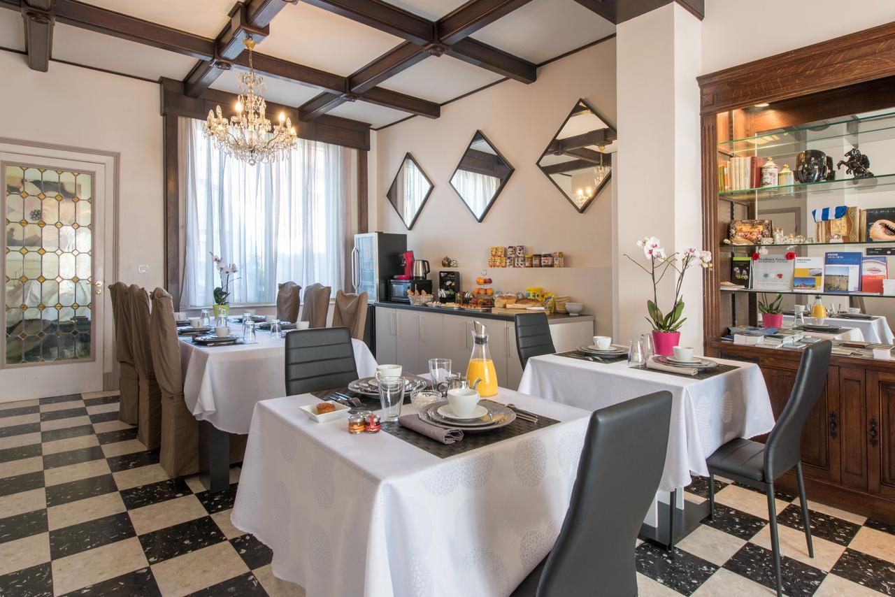 Appart'Hotel Et Chambres Ленс Екстериор снимка
