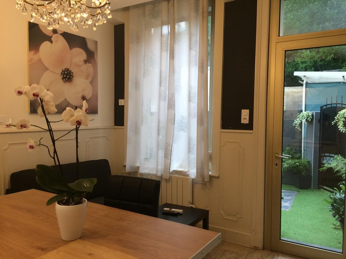 Appart'Hotel Et Chambres Ленс Екстериор снимка